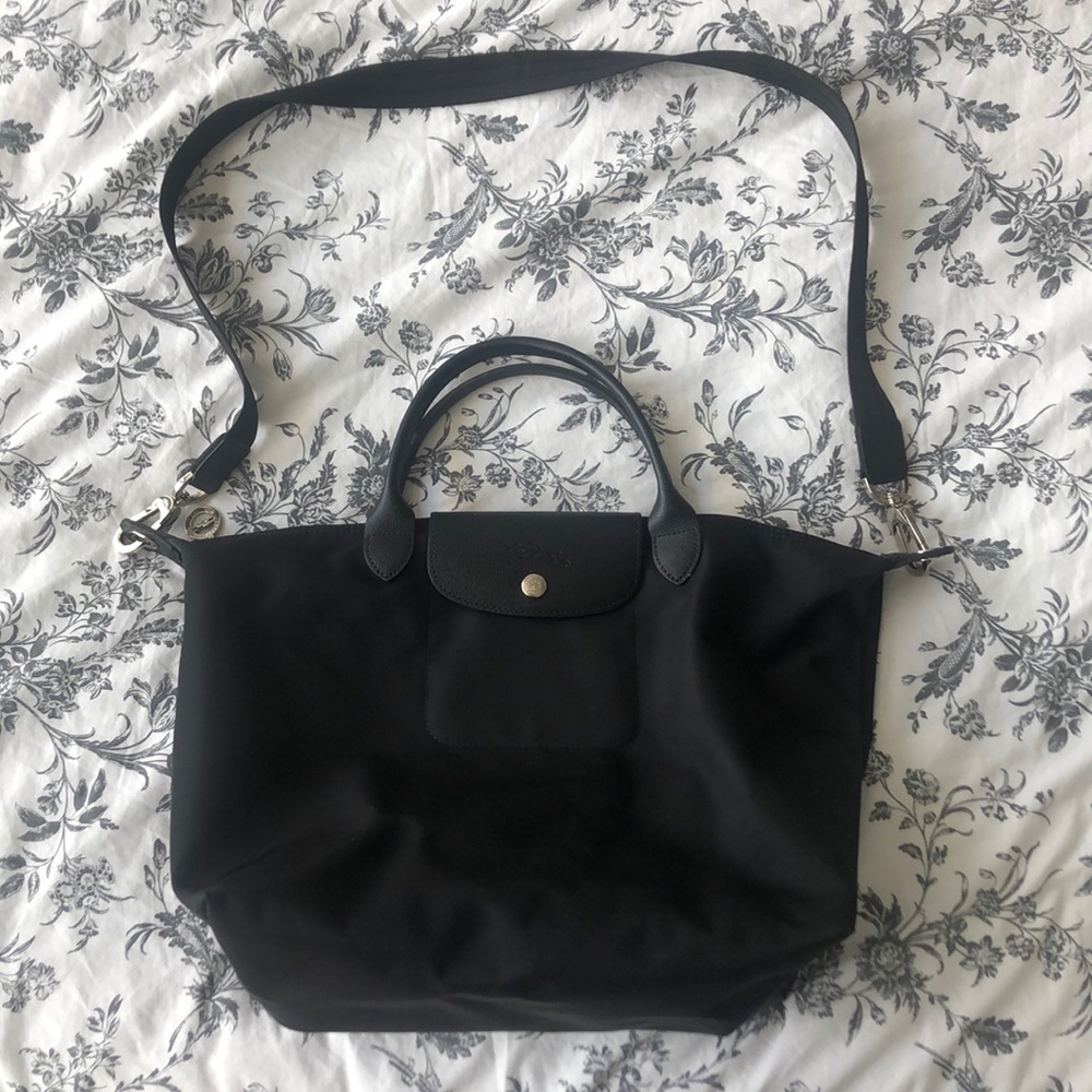 Black longchamp crossover bag